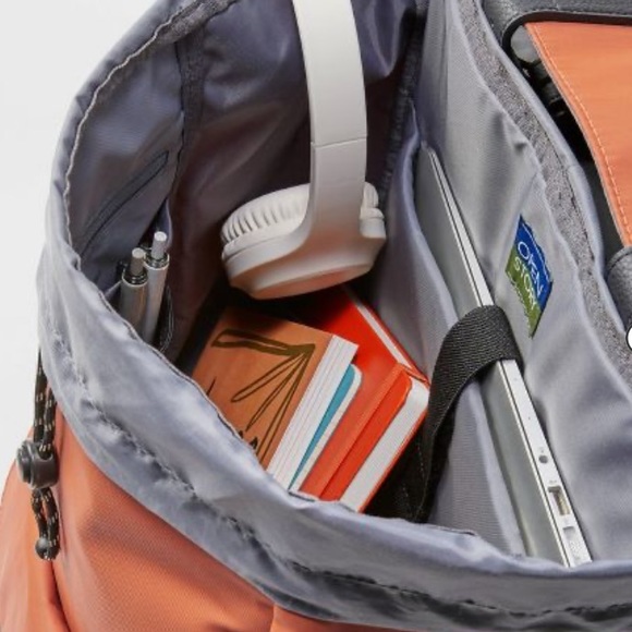 TRAVEL Backpack  🎒 - Picture 7 of 12